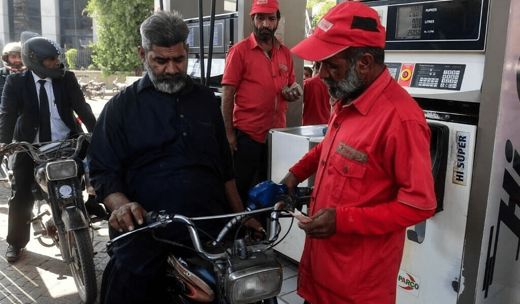 petrol price in pakistan